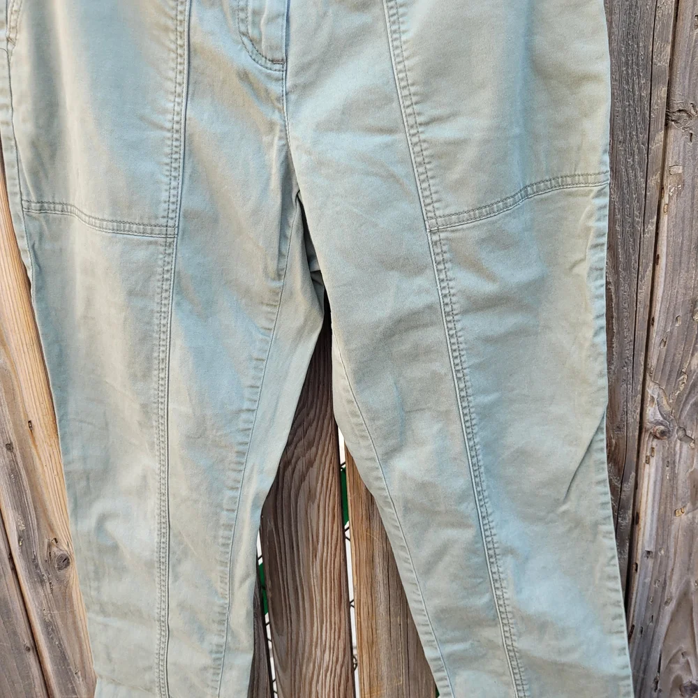 White House Black Market Green Ankle Cropped Pants SZ 6 - Picture 9 of 16